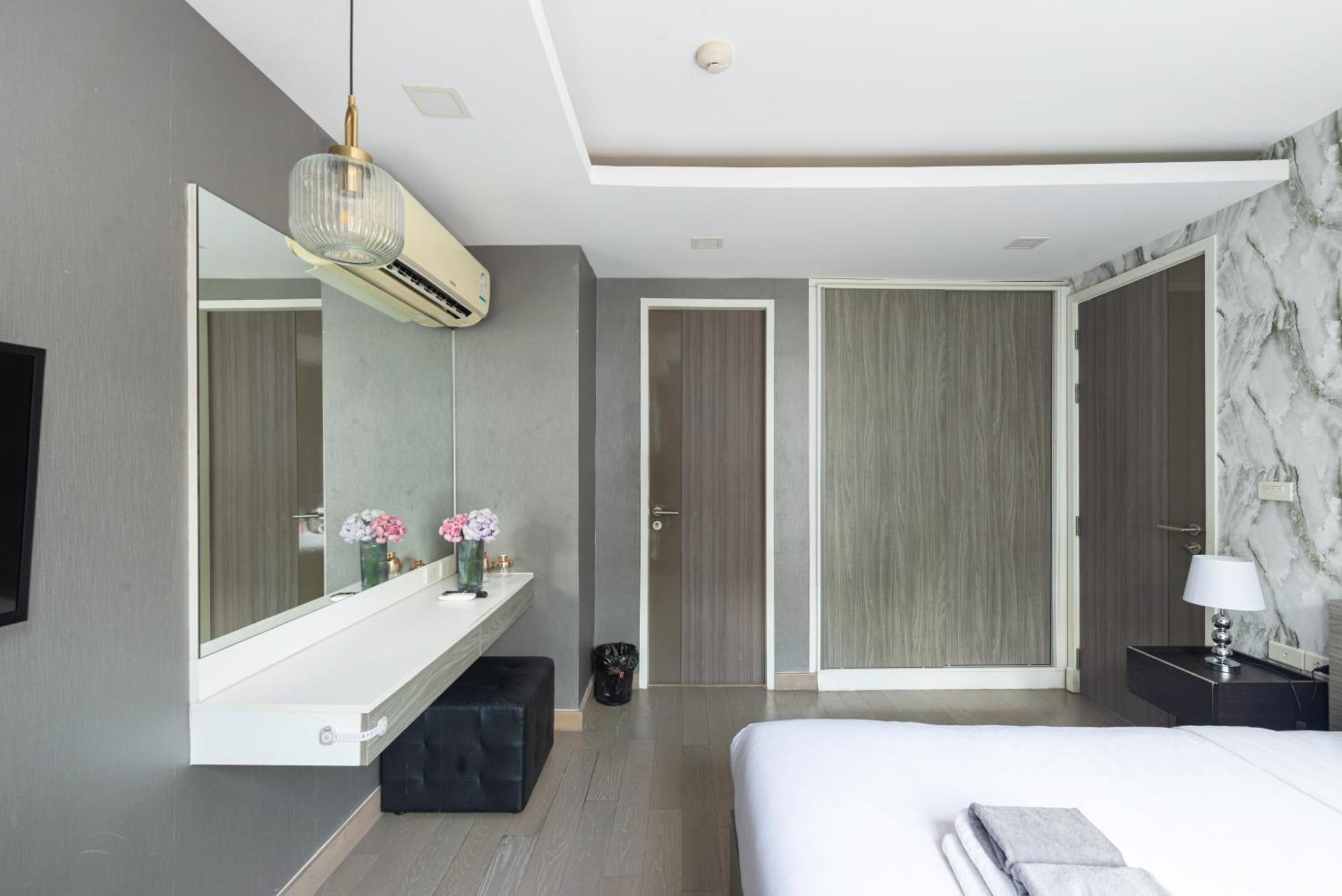 Apartament Dazzle Sukhumvit 7 By Lefoyer Bangkok Zewnętrze zdjęcie