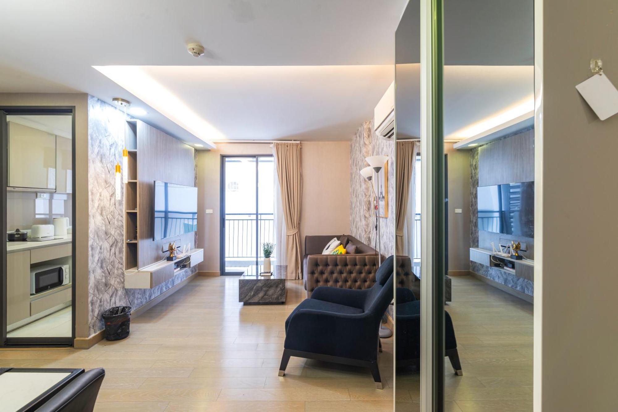 Apartament Dazzle Sukhumvit 7 By Lefoyer Bangkok Zewnętrze zdjęcie