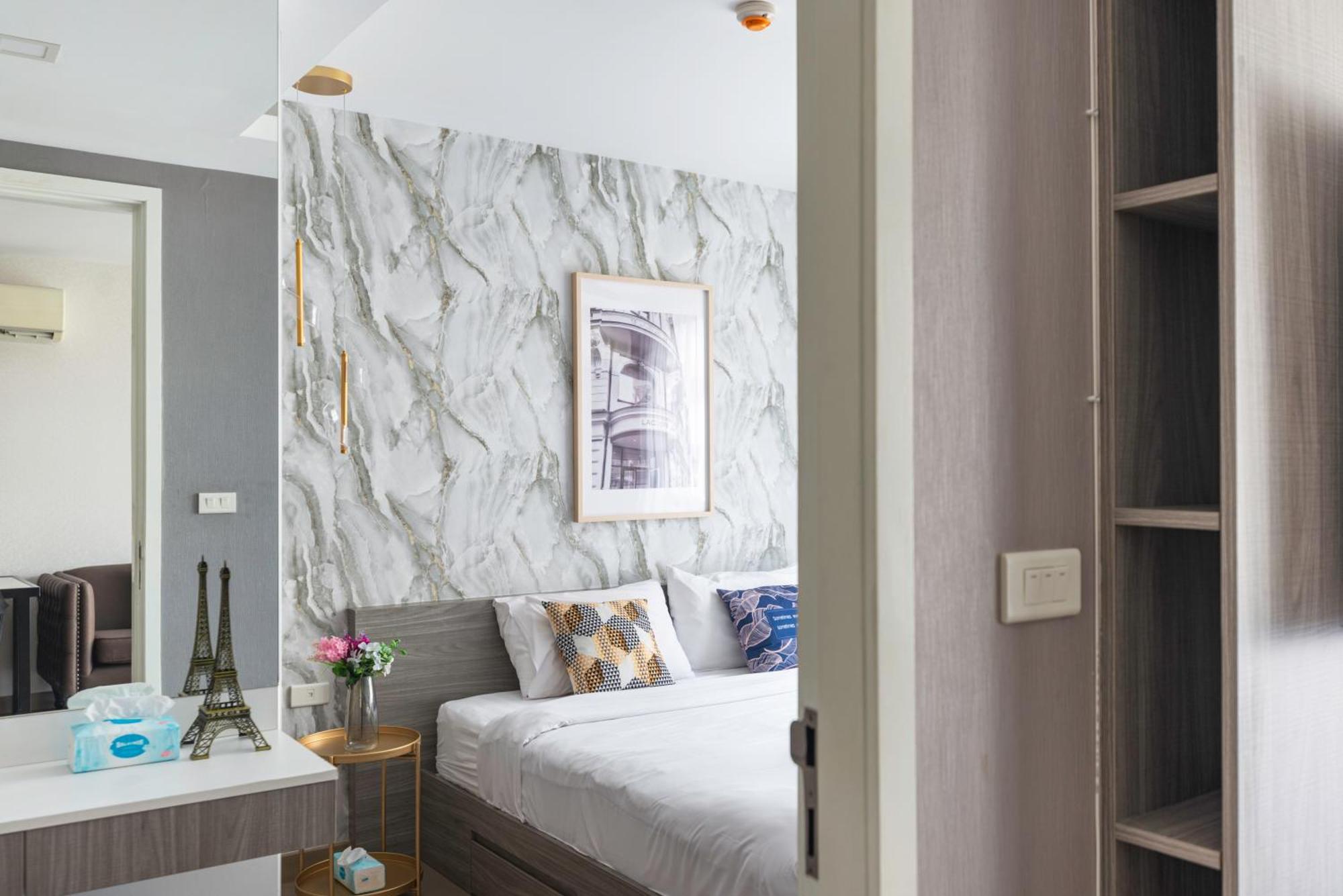 Apartament Dazzle Sukhumvit 7 By Lefoyer Bangkok Zewnętrze zdjęcie