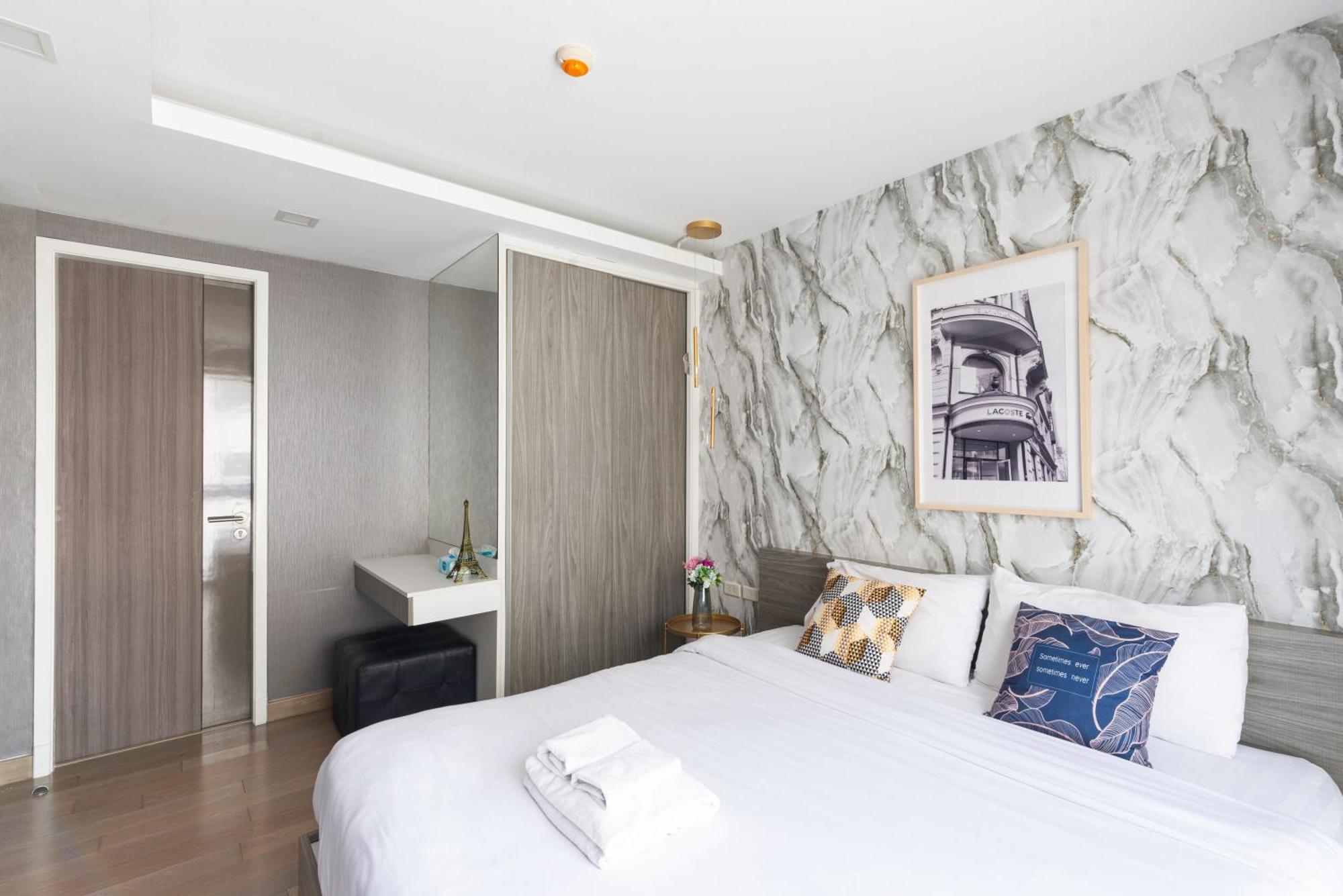 Apartament Dazzle Sukhumvit 7 By Lefoyer Bangkok Zewnętrze zdjęcie