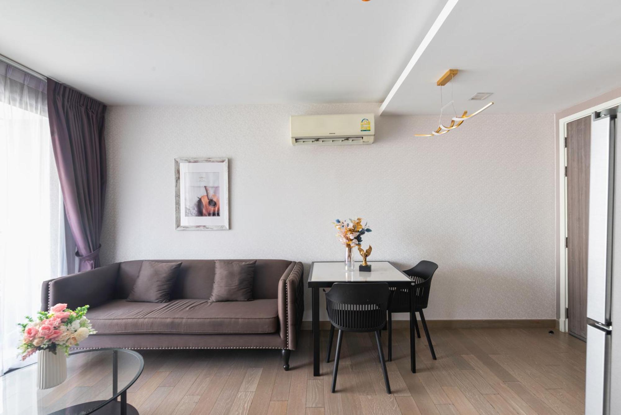 Apartament Dazzle Sukhumvit 7 By Lefoyer Bangkok Zewnętrze zdjęcie