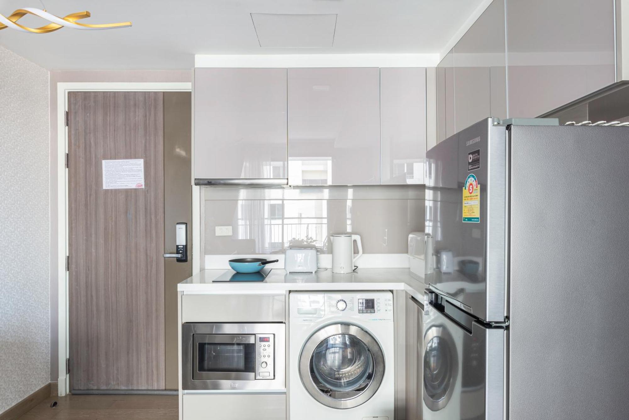Apartament Dazzle Sukhumvit 7 By Lefoyer Bangkok Zewnętrze zdjęcie